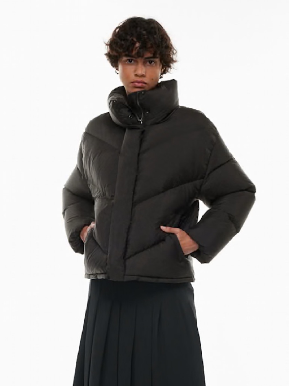 Aritzia Wilfred Cloud Puff Coat in Black Size XS